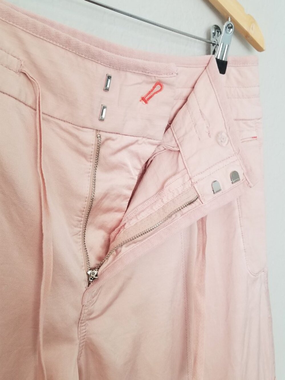 Anthropologie Pilcro Satin Parachute Pants 31 Blush Pink Wide Leg Baggy $179 - Picture 9 of 16